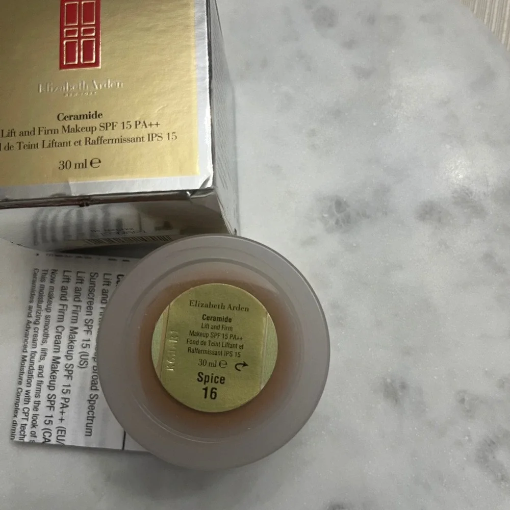 Elizabeth Arden Ceramide SPICE 16 Lift and Firm SPF Makeup Face‎ Beauty New NIB